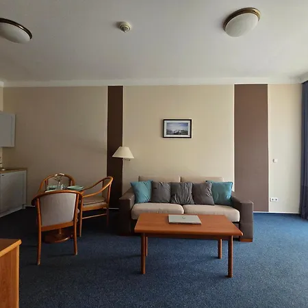 Wellness Relax W Spa, Pool & Ac