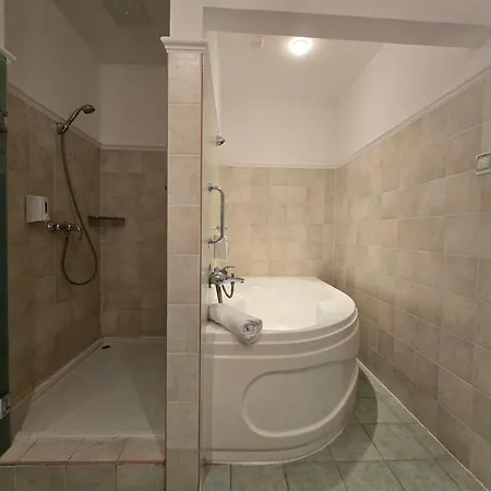 Apartman Wellness Relax W Spa, Pool & Ac