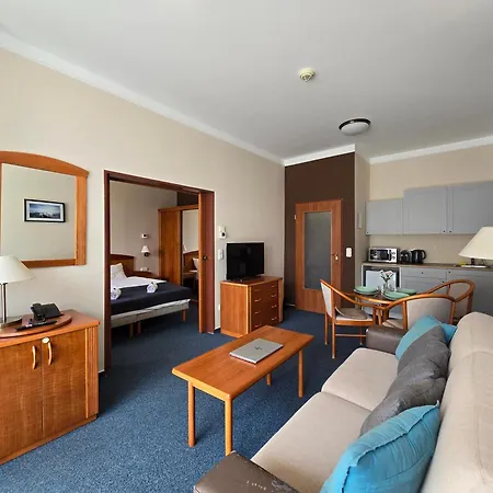 Wellness Relax W Spa, Pool & Ac Apartman *