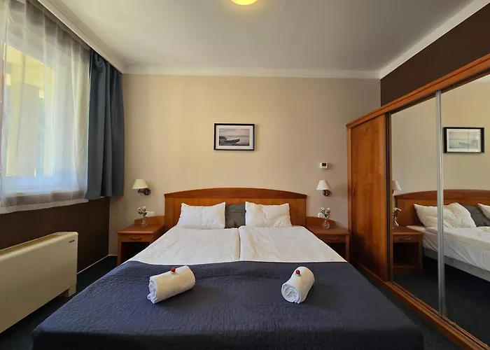 Wellness Relax W Spa, Pool & Ac דירה