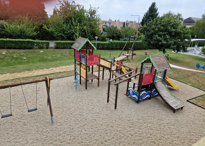 Wellness Relax W Spa, Pool & Ac זלקרוס